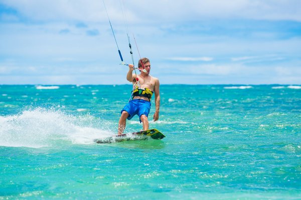 Quels sont les meilleurs spots pour faire du kitesurf sur la plage de Tarifa, Espagne?